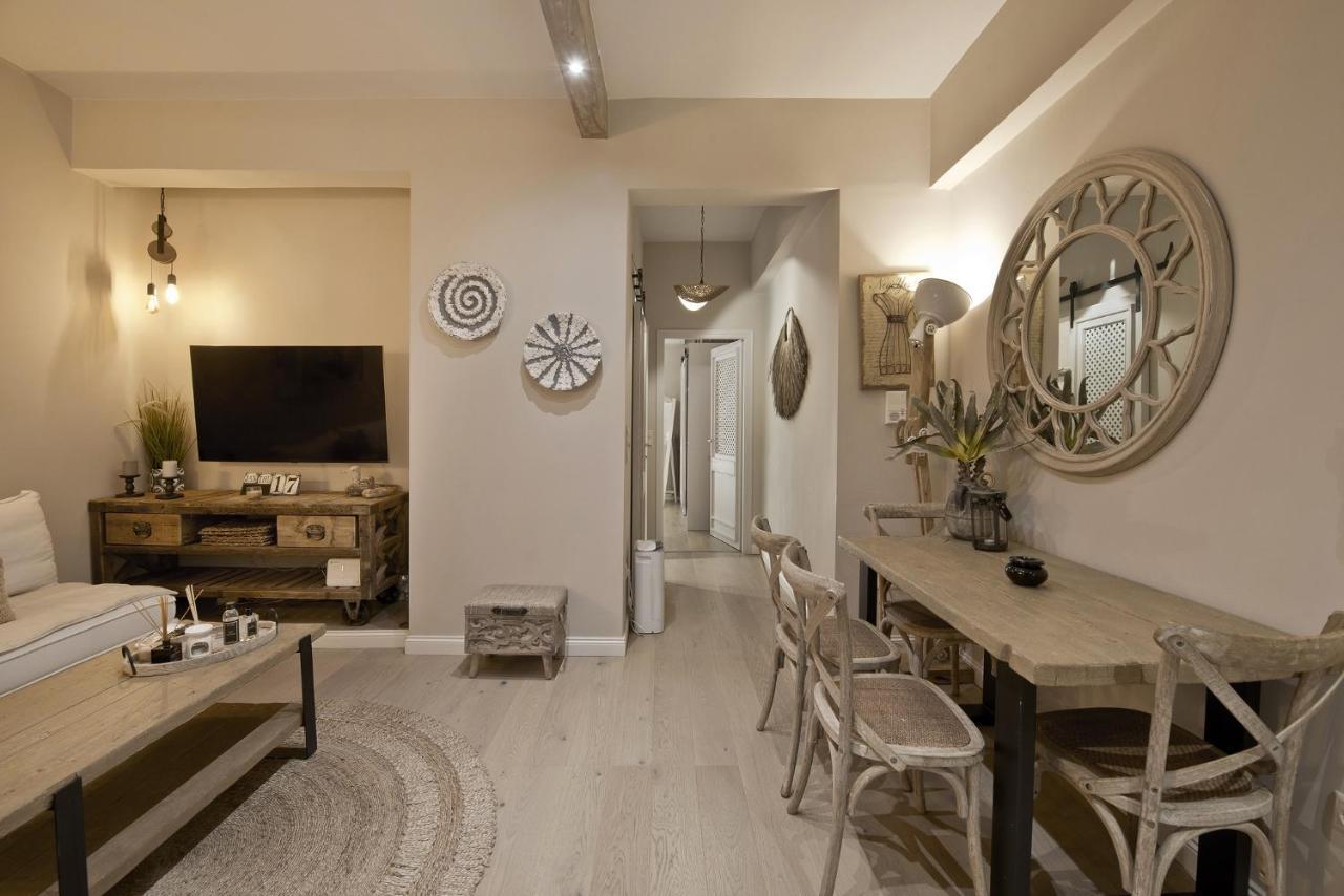 Stylish Apartment At Pagrati Athènes Extérieur photo